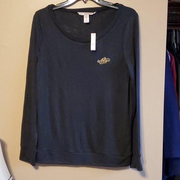 Victoria's Secret Tops - NWT Victoria Secret Top